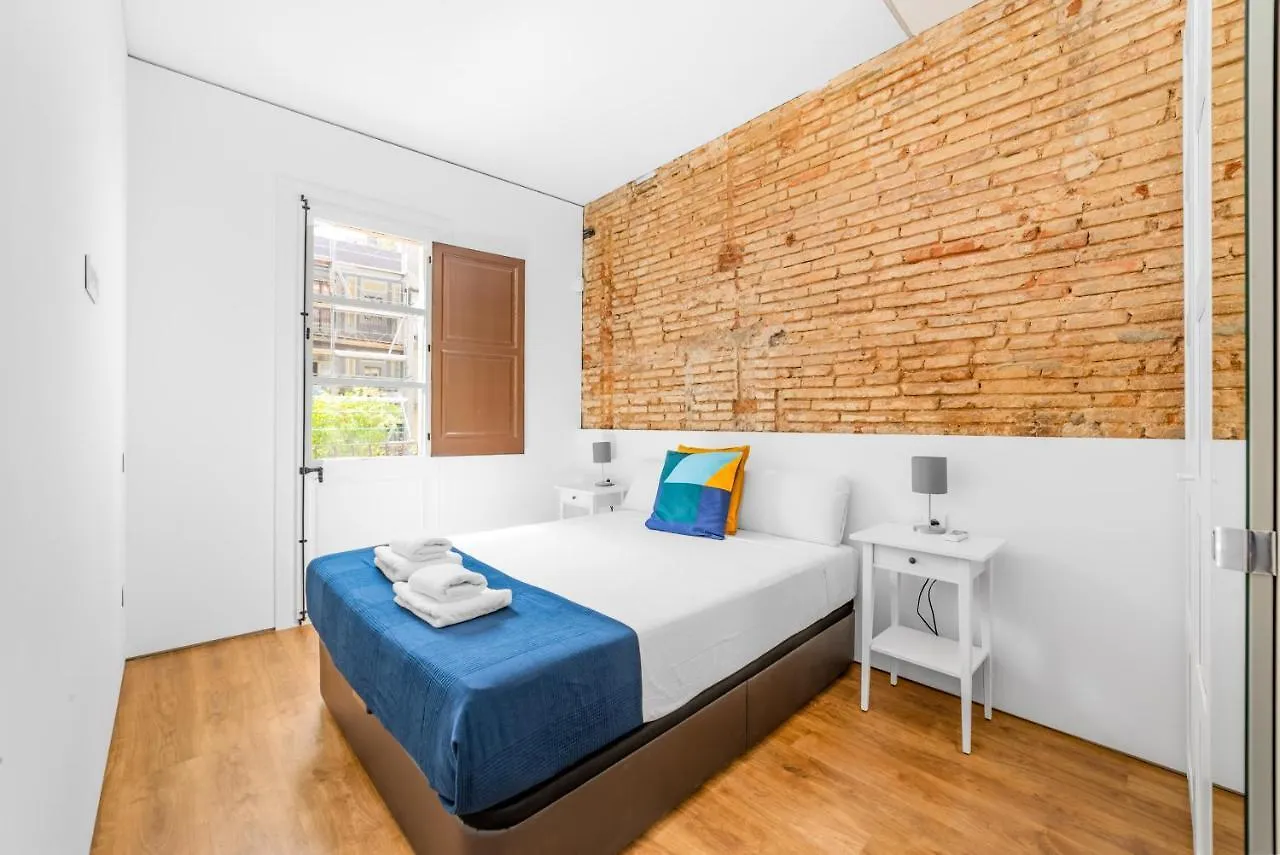 Lodging Apartments Modern Apartment In Downtown With Lovely Balcony Barcelona