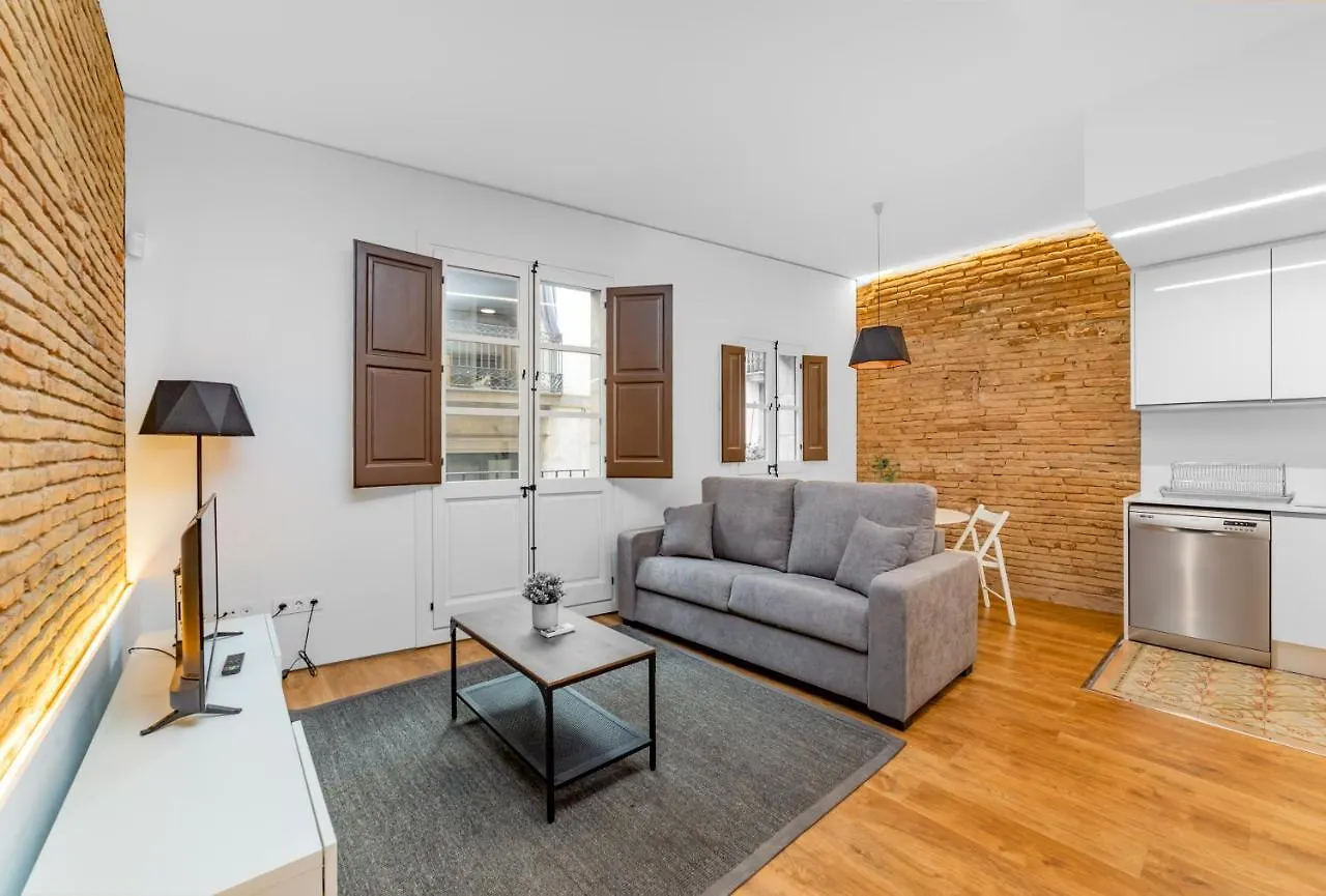 Lodging Apartments Modern Apartment In Downtown With Lovely Balcony Barcelona Spain